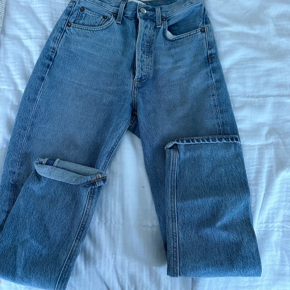 AGOLDE RILEY HIGH RISE COTTON CUT# 56668
STYLE # A0563-811 - Picture 3 of 3